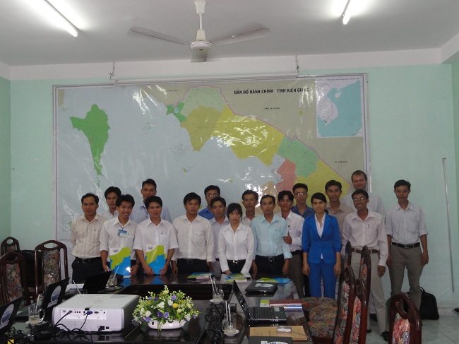 2012-04-09 Workshop in Kien Giang